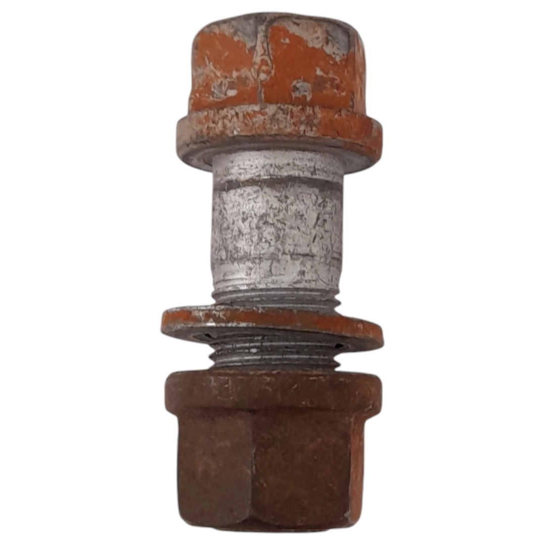 Parafuso do cardãn Da Hilux 3.0 163cv 2005/2011 | Tumbo - Peças automotivas  de desmanche veicular