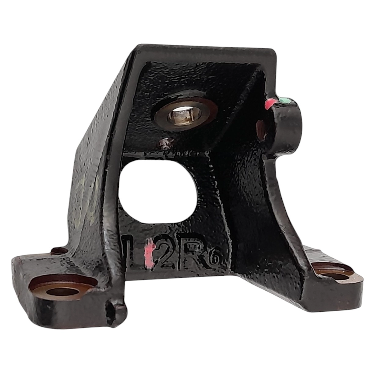 Suporte do motor direito Hilux 3.0 163cv 2005/2011