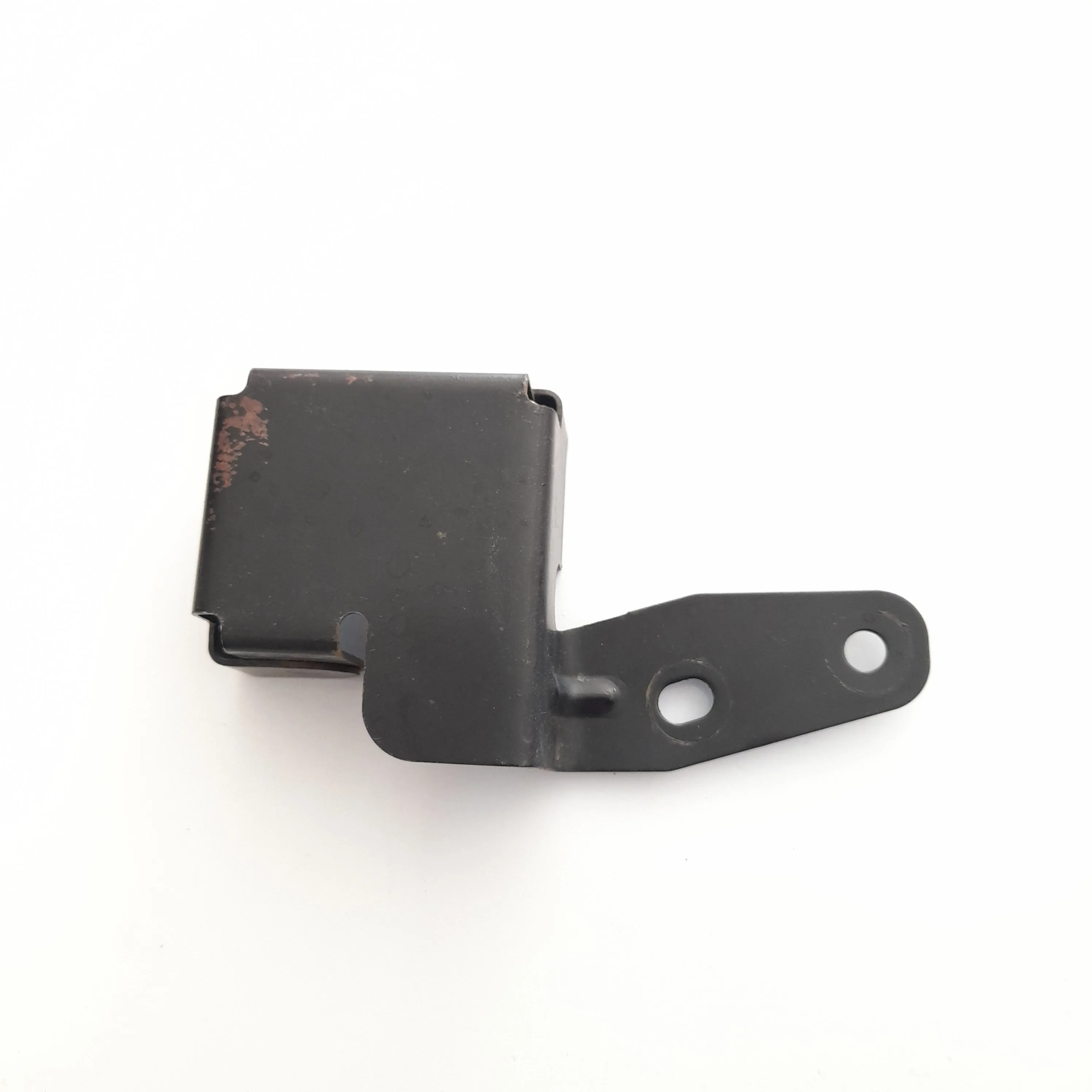 Suporte do condensador Trailblazer 200cv LTZ 2015