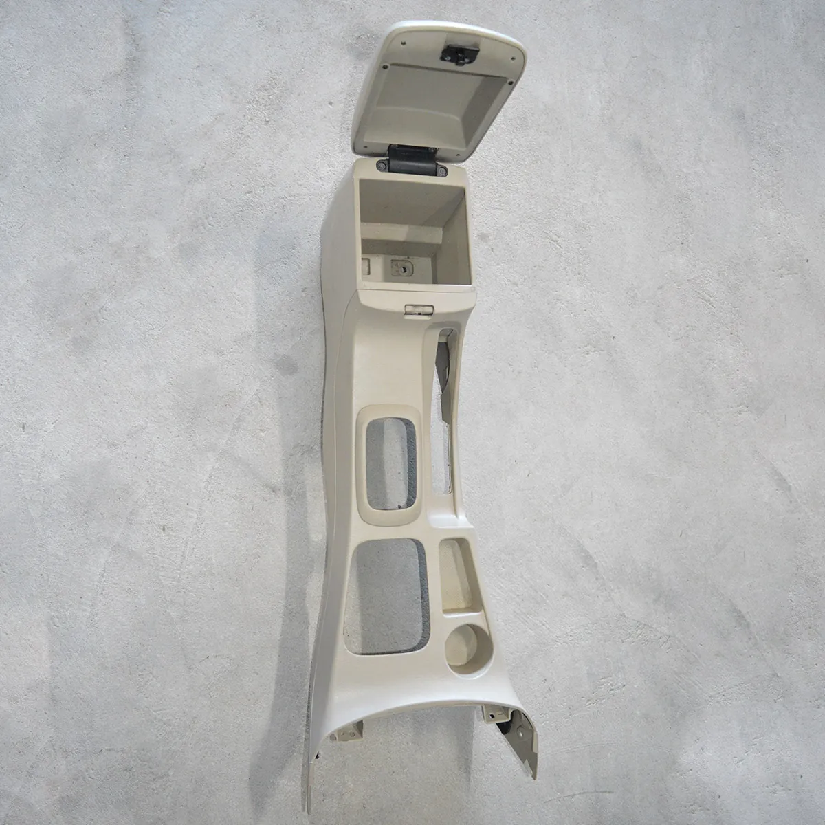 Console central Hilux 3.0 163cv aut 2006