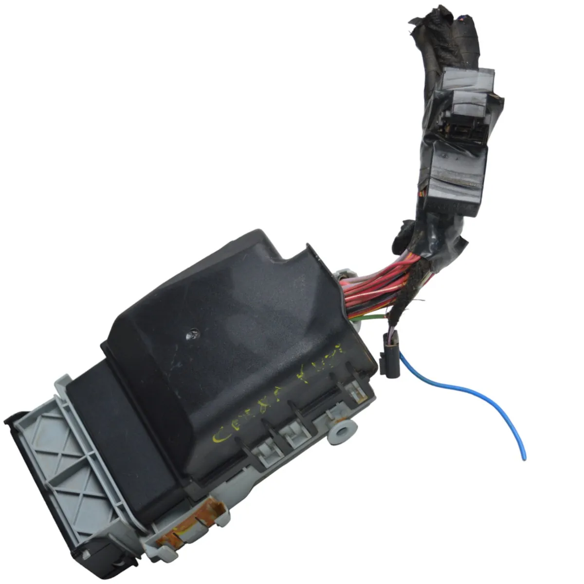 Caixa de fusíveis interna Trailblazer 200cv LTZ 2015