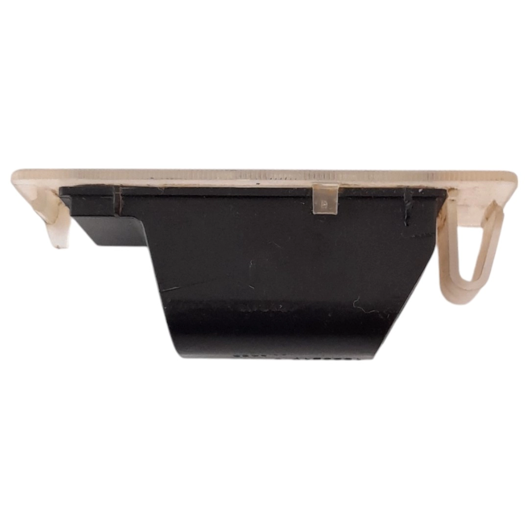 Luz de placa Trailblazer 200cv LTZ 2015