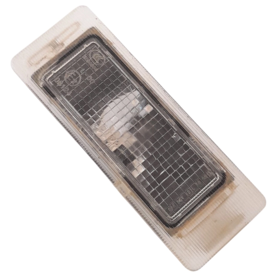 Luz de placa Trailblazer 200cv LTZ 2015