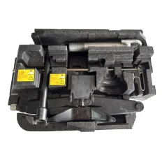 Kit macaco chave de roda ferramentas Renault Master 2.3