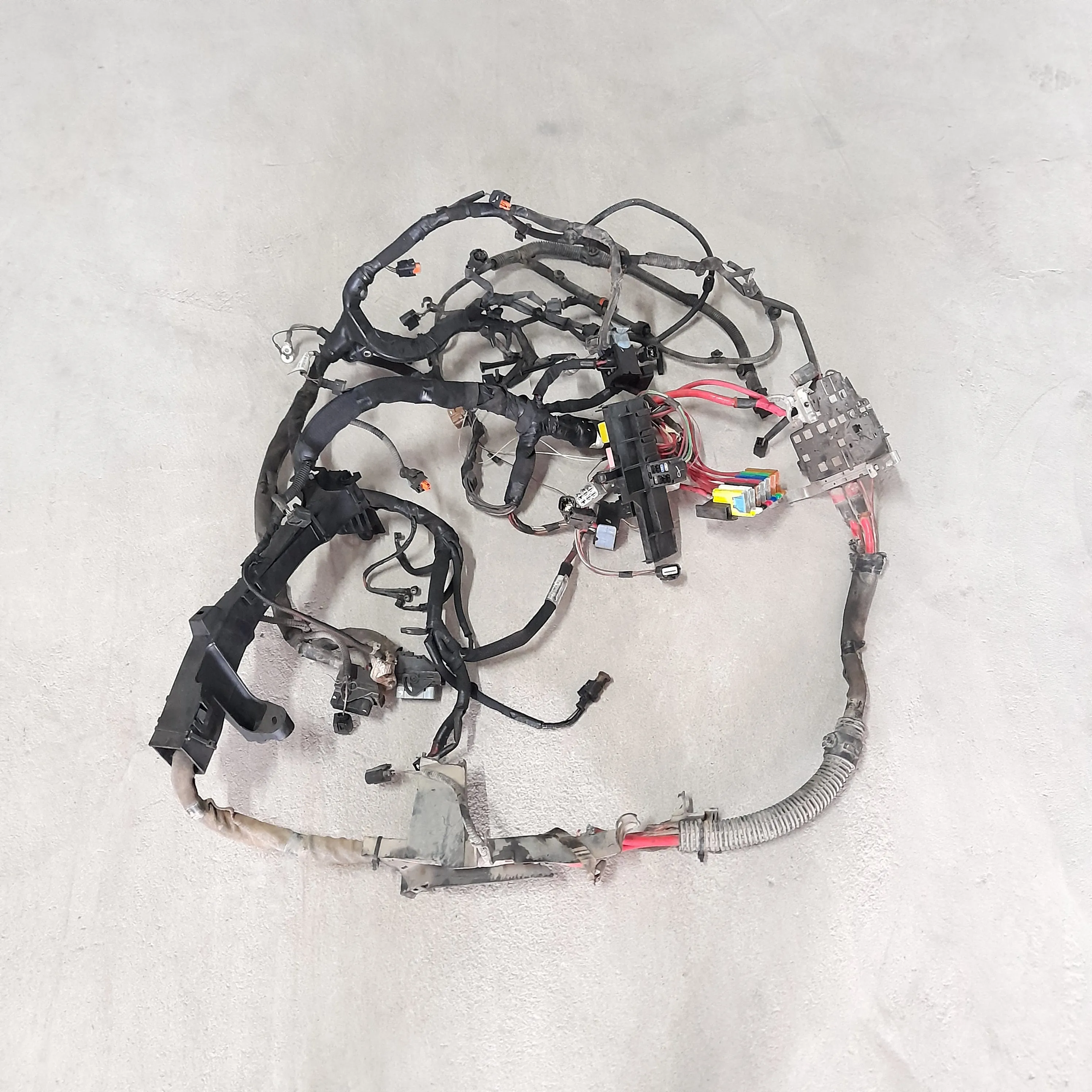 Chicote do motor Renault Master 2.3 2019