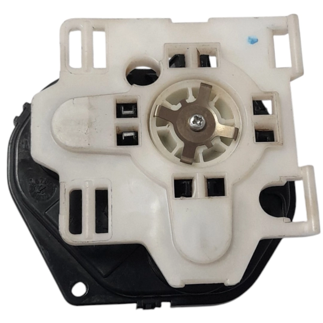 Suporte lente retrovisor direito S10 LT 2.4 Flex 2013