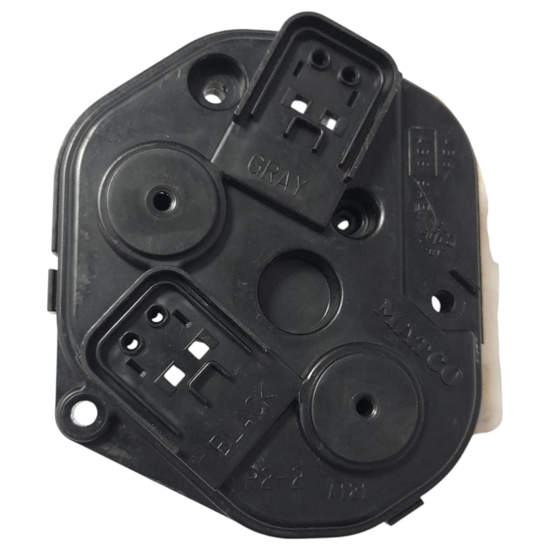 Suporte lente retrovisor direito S10 LT 2.4 Flex 2013