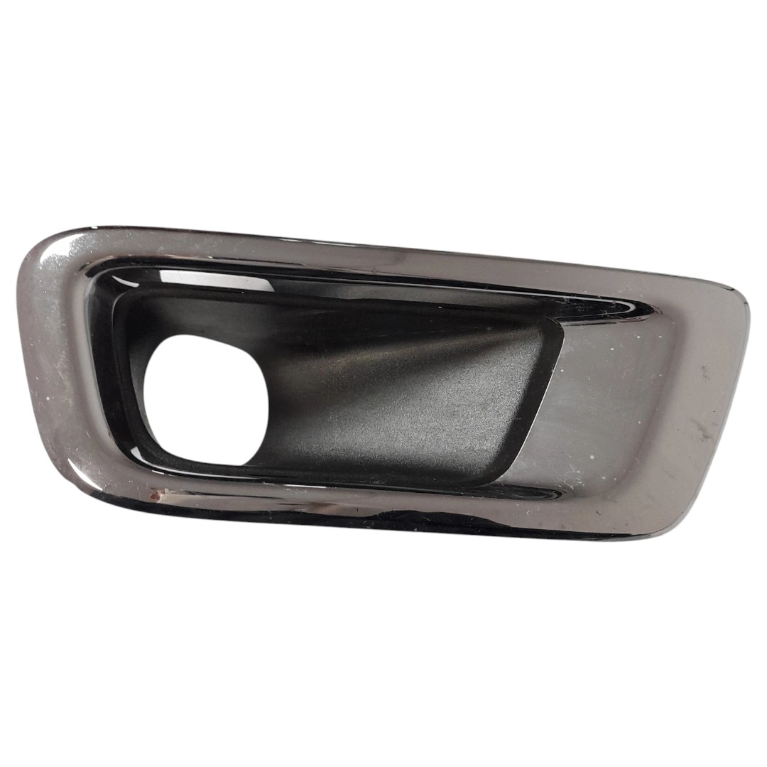 Moldura Farol de Neblina Direito Trailblazer 2.8 180cv 2013