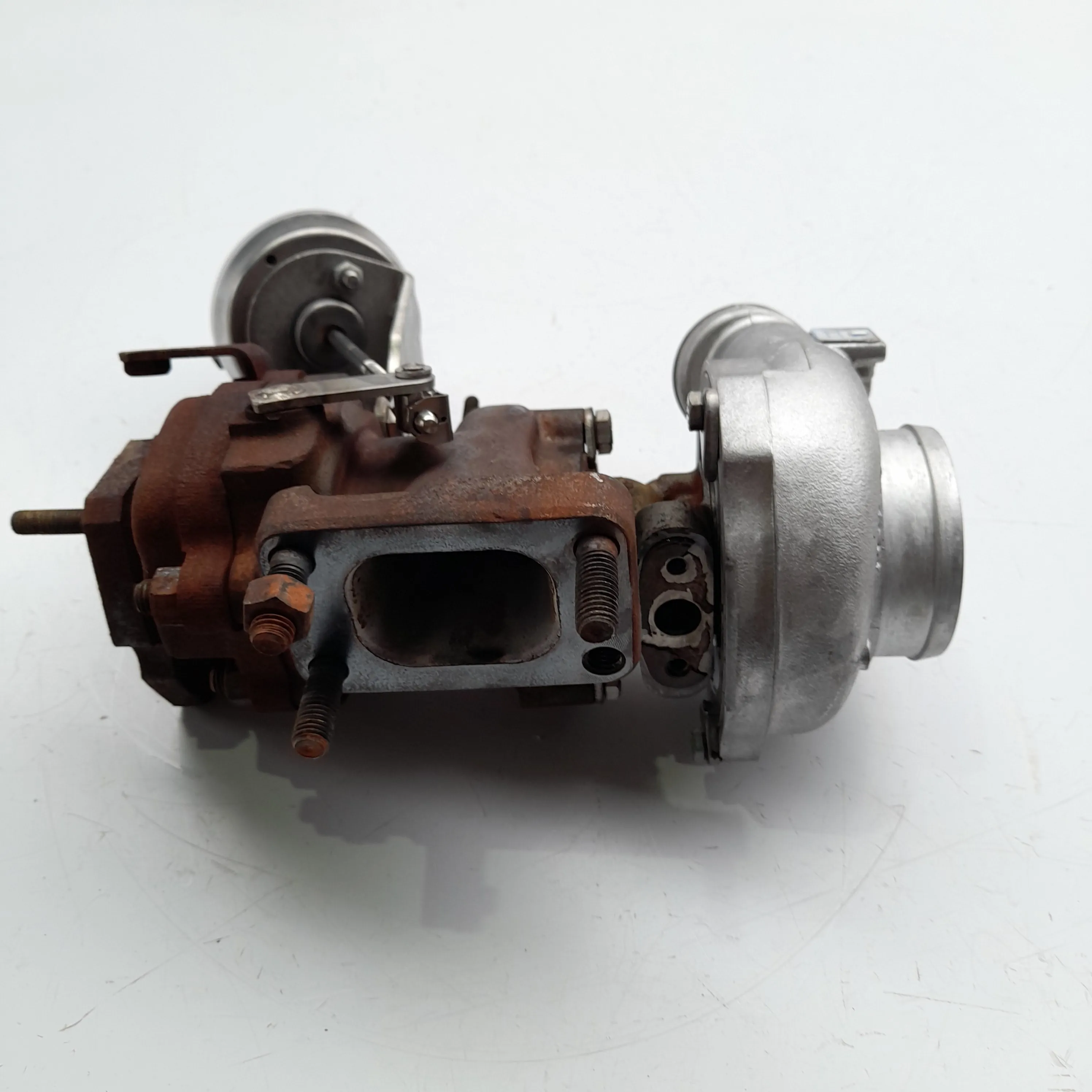 Turbina turbo compressor Frontier 2.8 mwm eletrônica 2006
