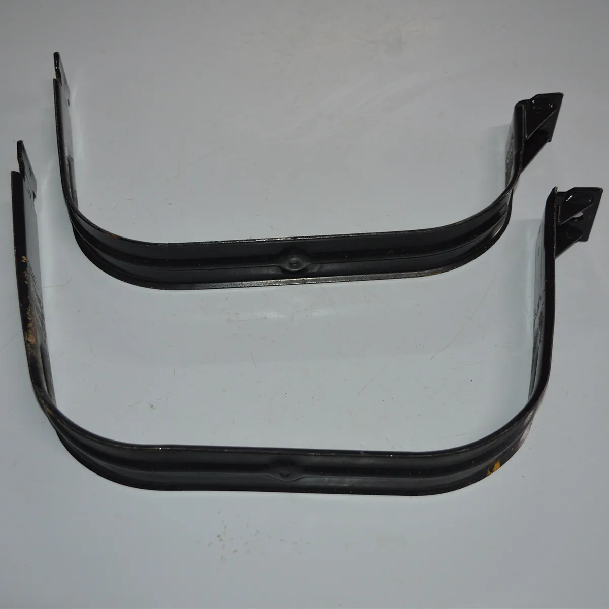Suporte do tanque (par) Trailblazer 200cv LTZ 2015