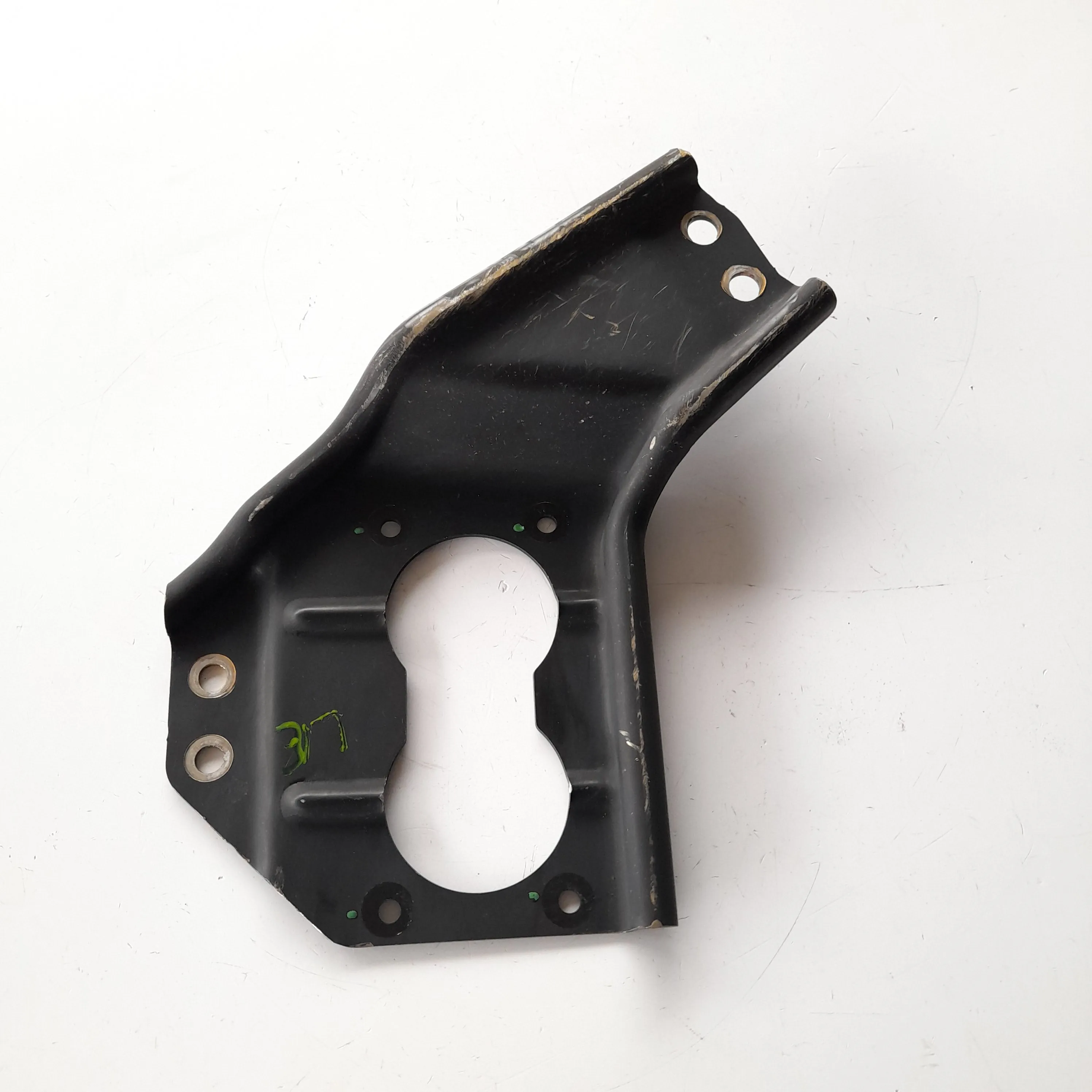 Suporte do filtro de combustivel Trailblazer 180cv 2013 aut