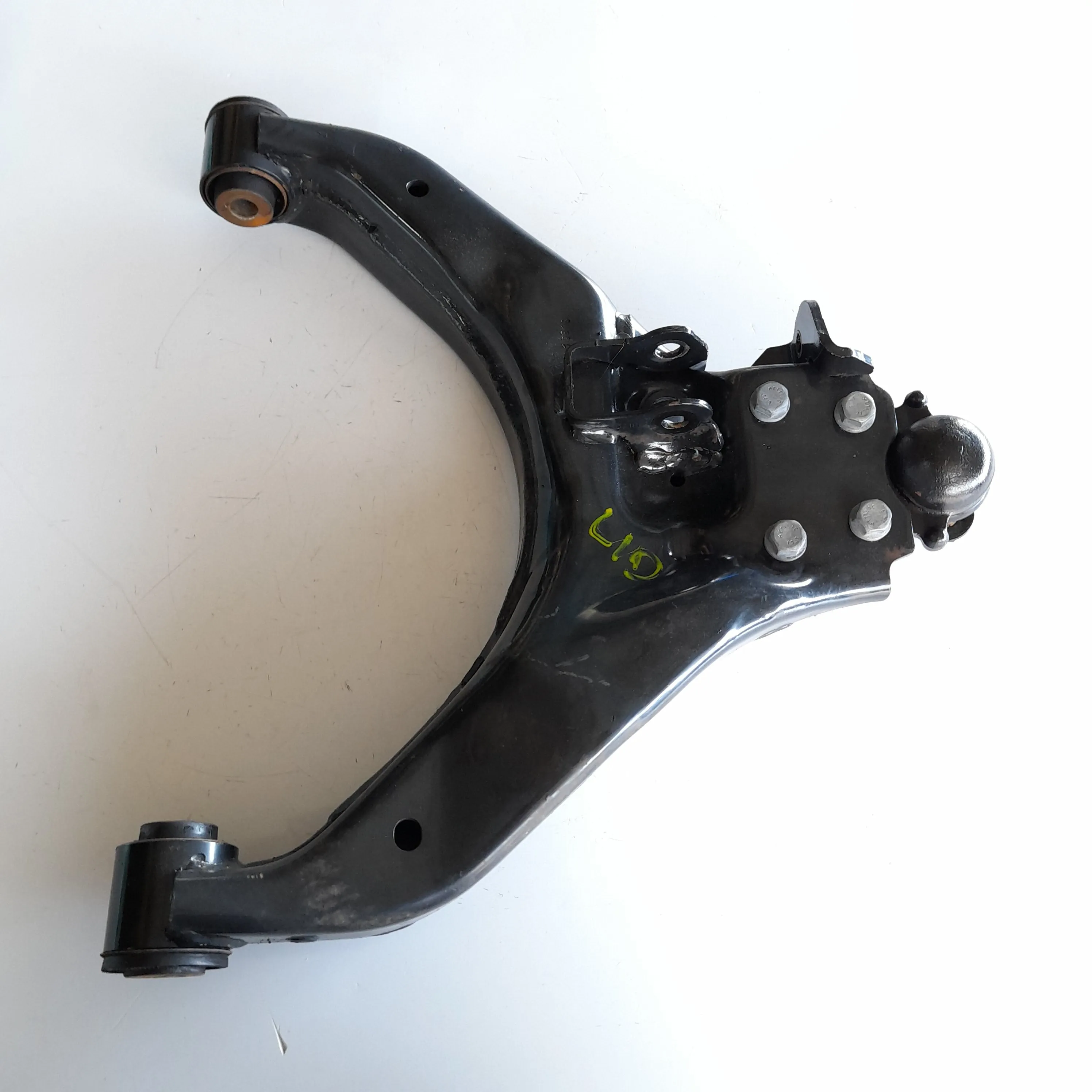 Bandeja de suspensão dir S10 2.8 200CV 2019 aut
