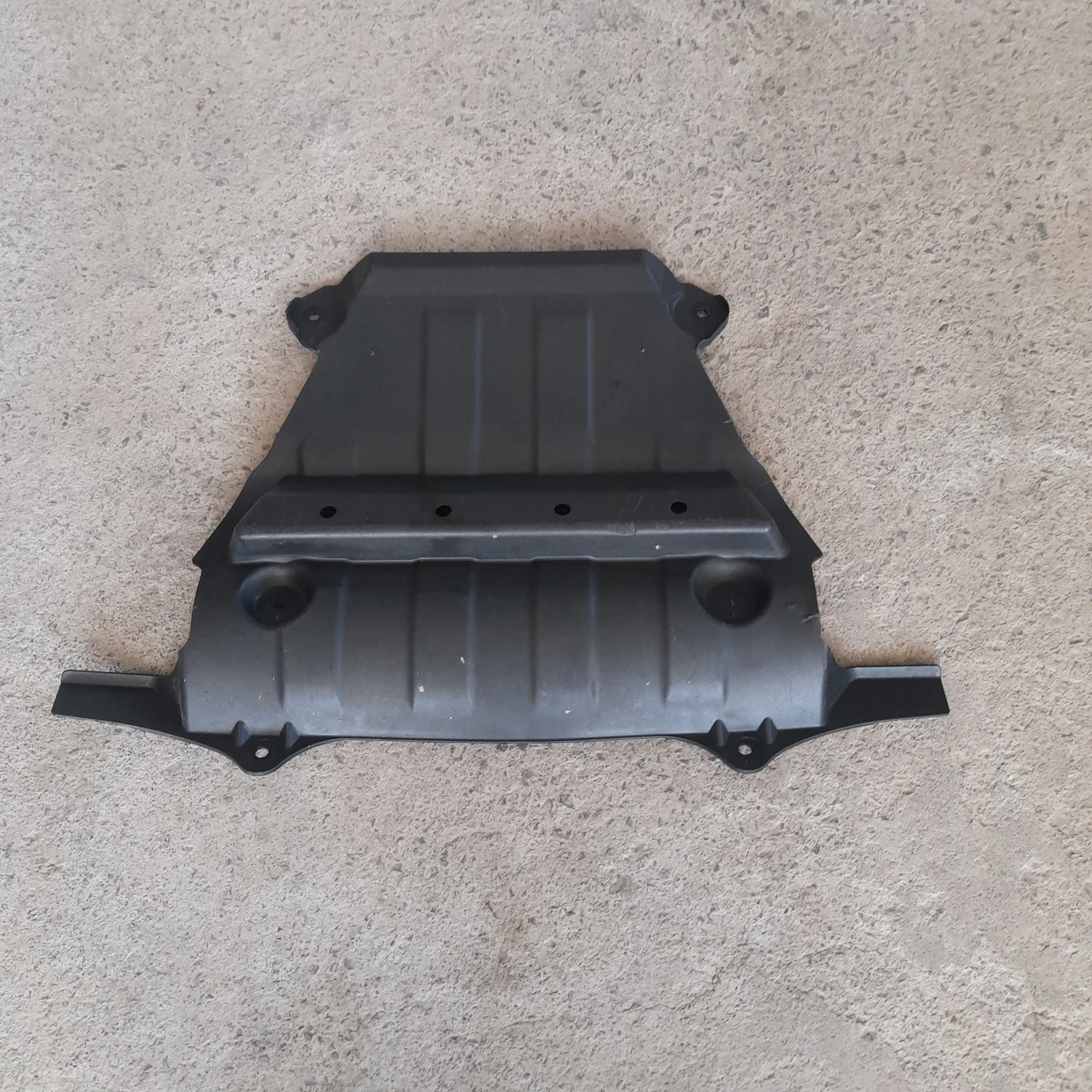 Acabamento proteção do cárter S10 2.8 200CV 2019 aut