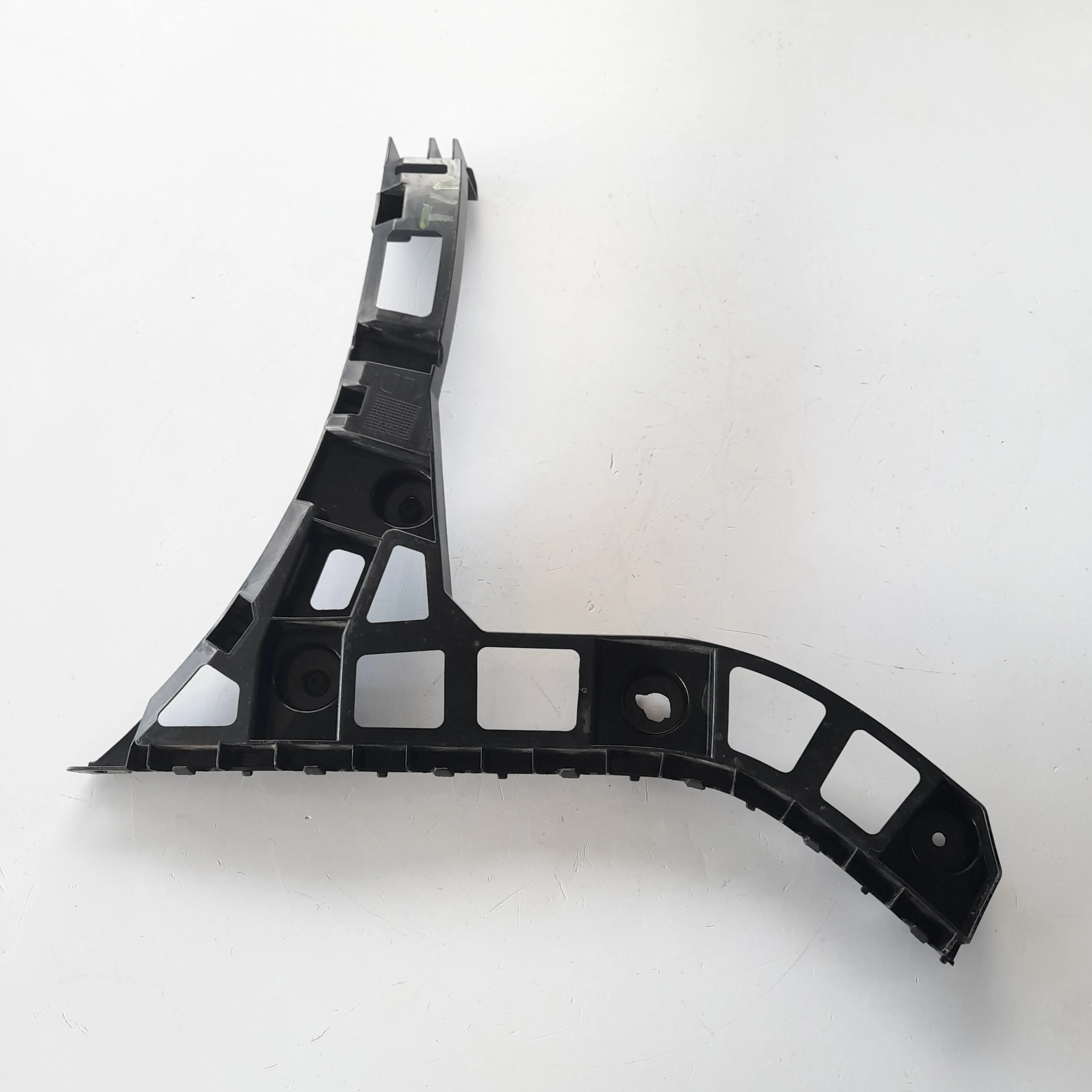 Suporte do parachoque tras dir Virtus 2019 1.0 turbo Aut Flex