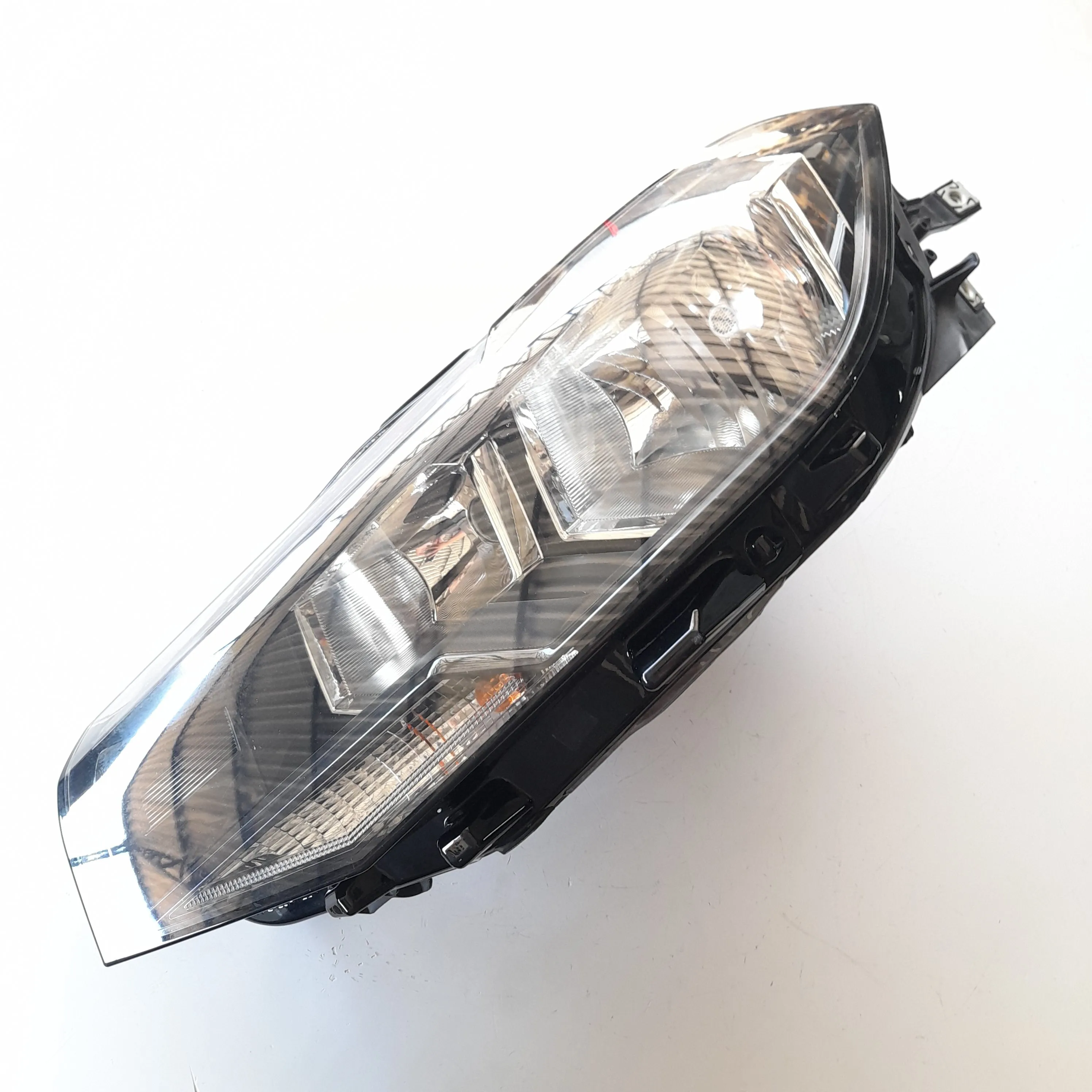 Farol esquerdo Do VW TCROSS 1.0 TSI 2020