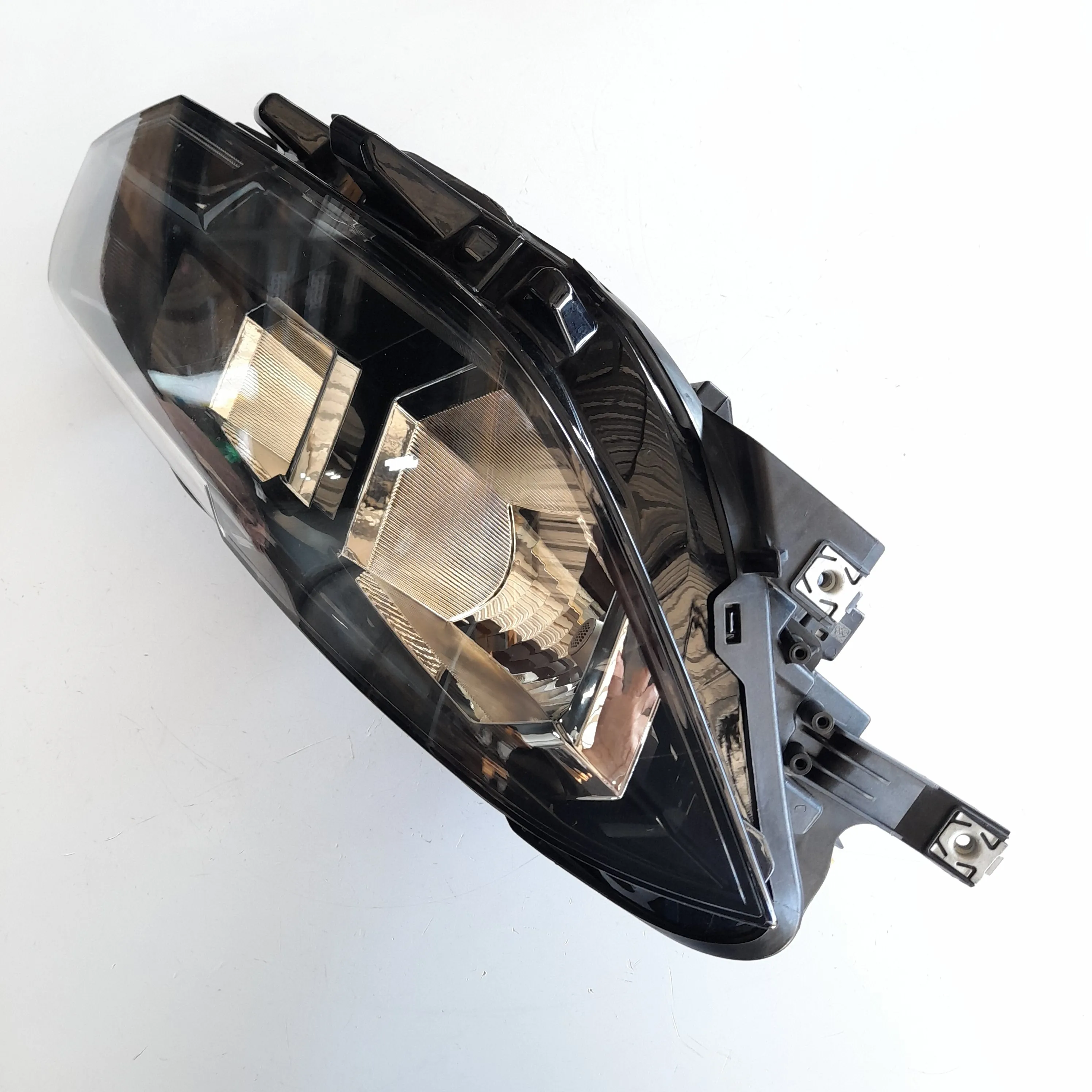 Farol direito Do VW TCROSS 1.0 TSI 2020