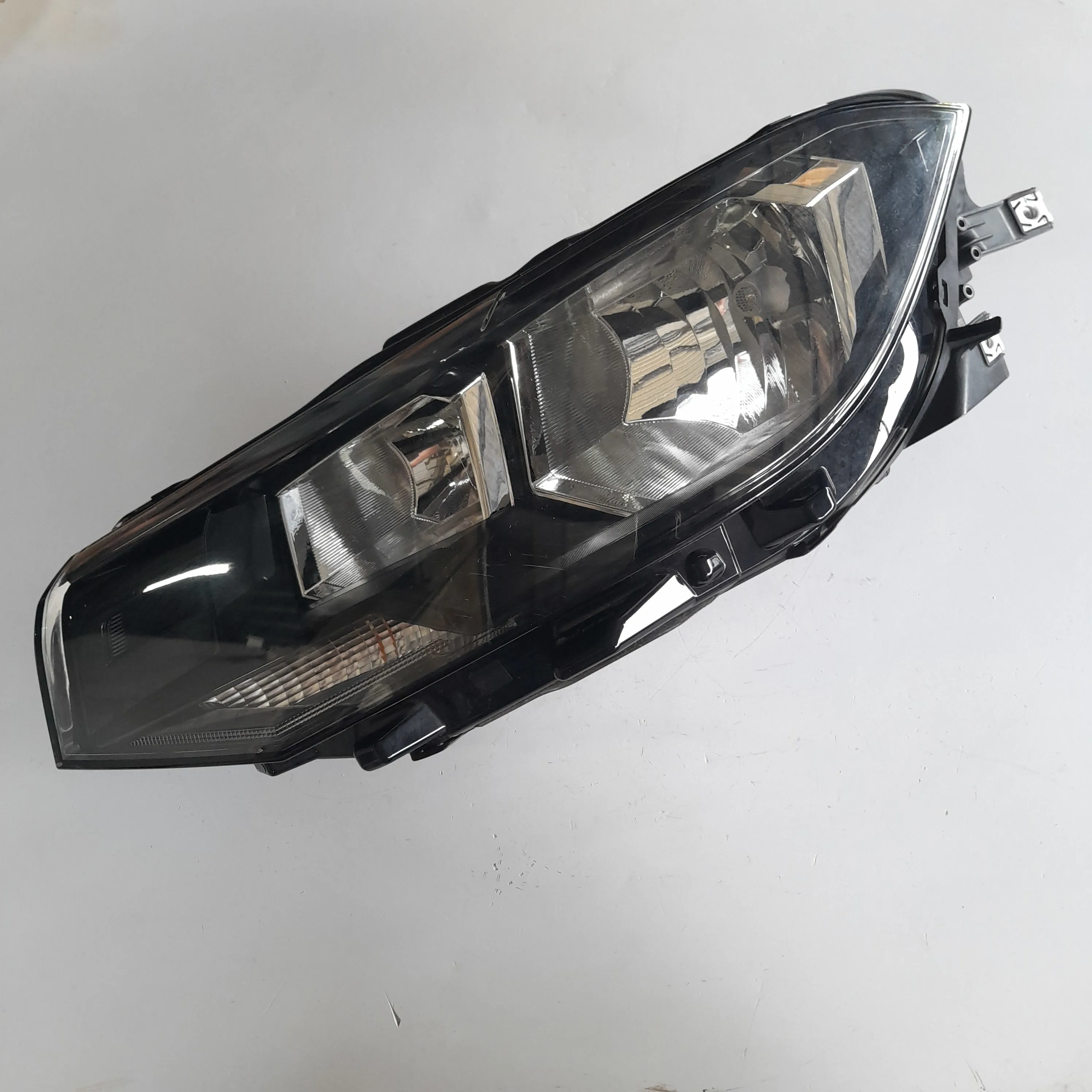 Farol esquerdo Do VW T-CROSS 1.0 tsi 2020