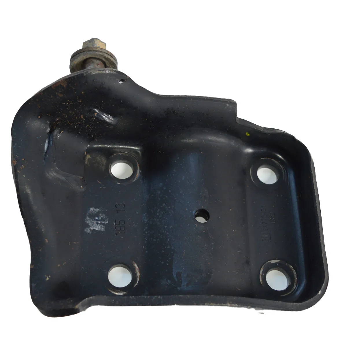 Suporte do feixe de molas traseiro S10 2013 2.8