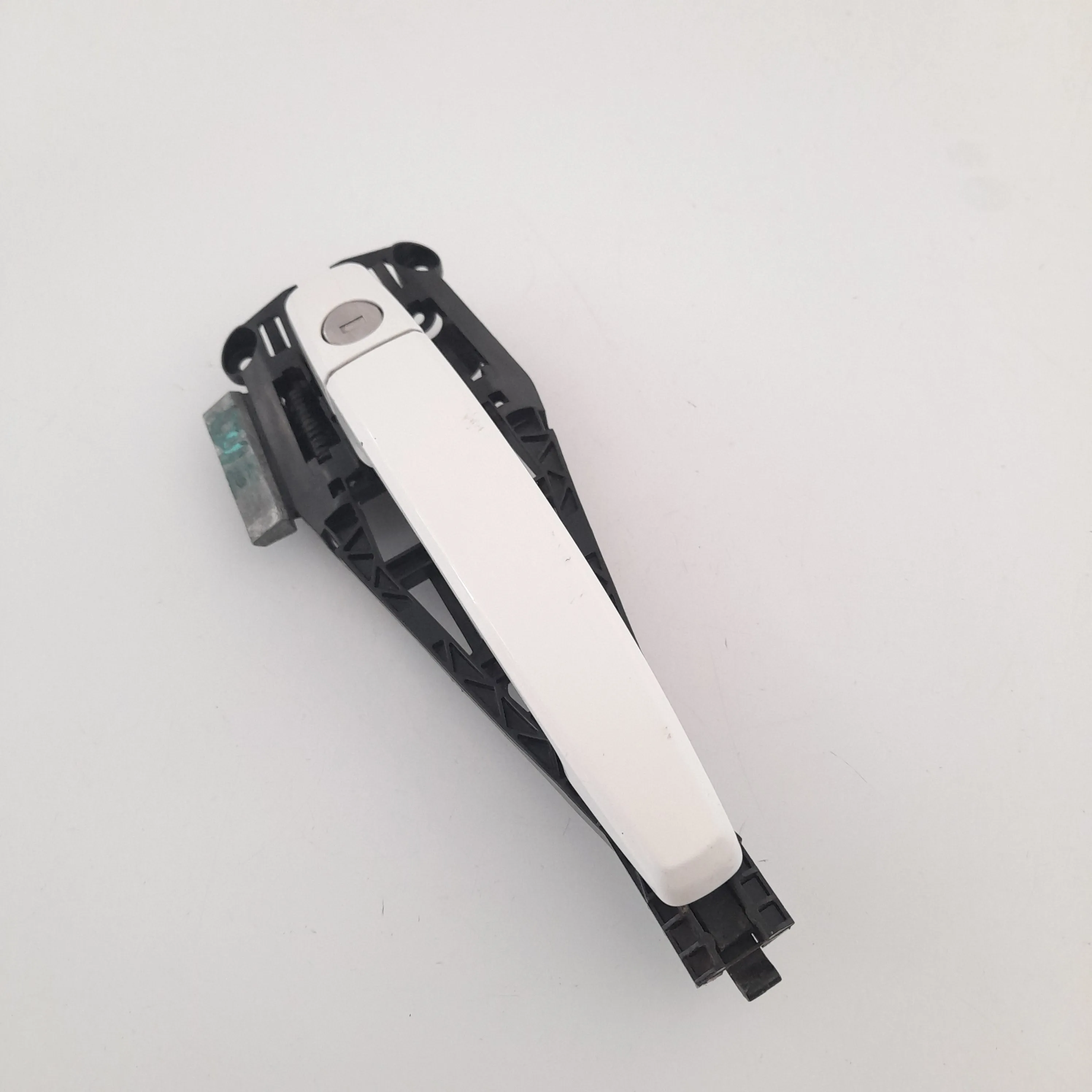 Maçaneta externa diant esq S10 2.5 manual 4x2 2015 flex