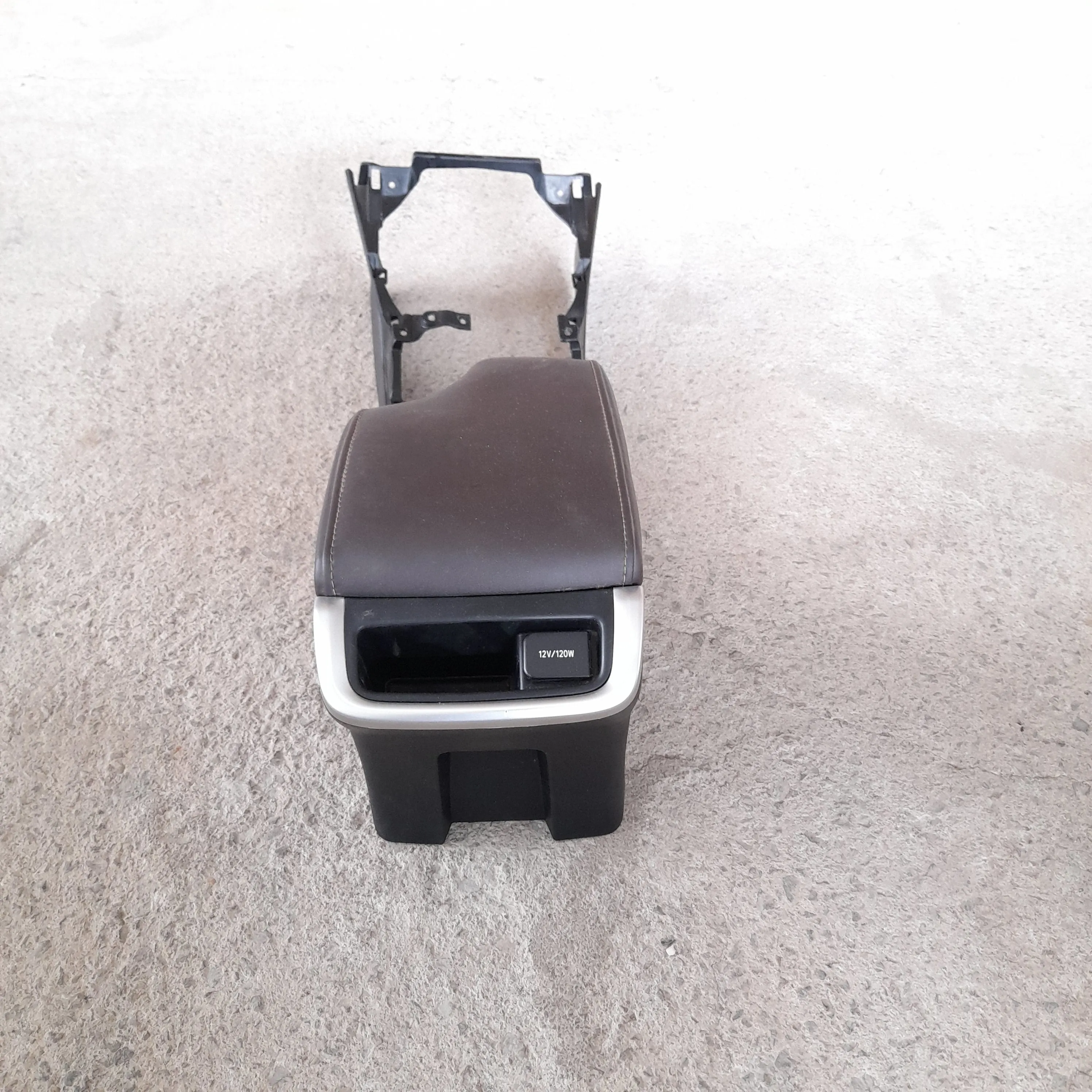 Console central dos bancos Hilux 2.8 sw4 2020 srx 4x4A
