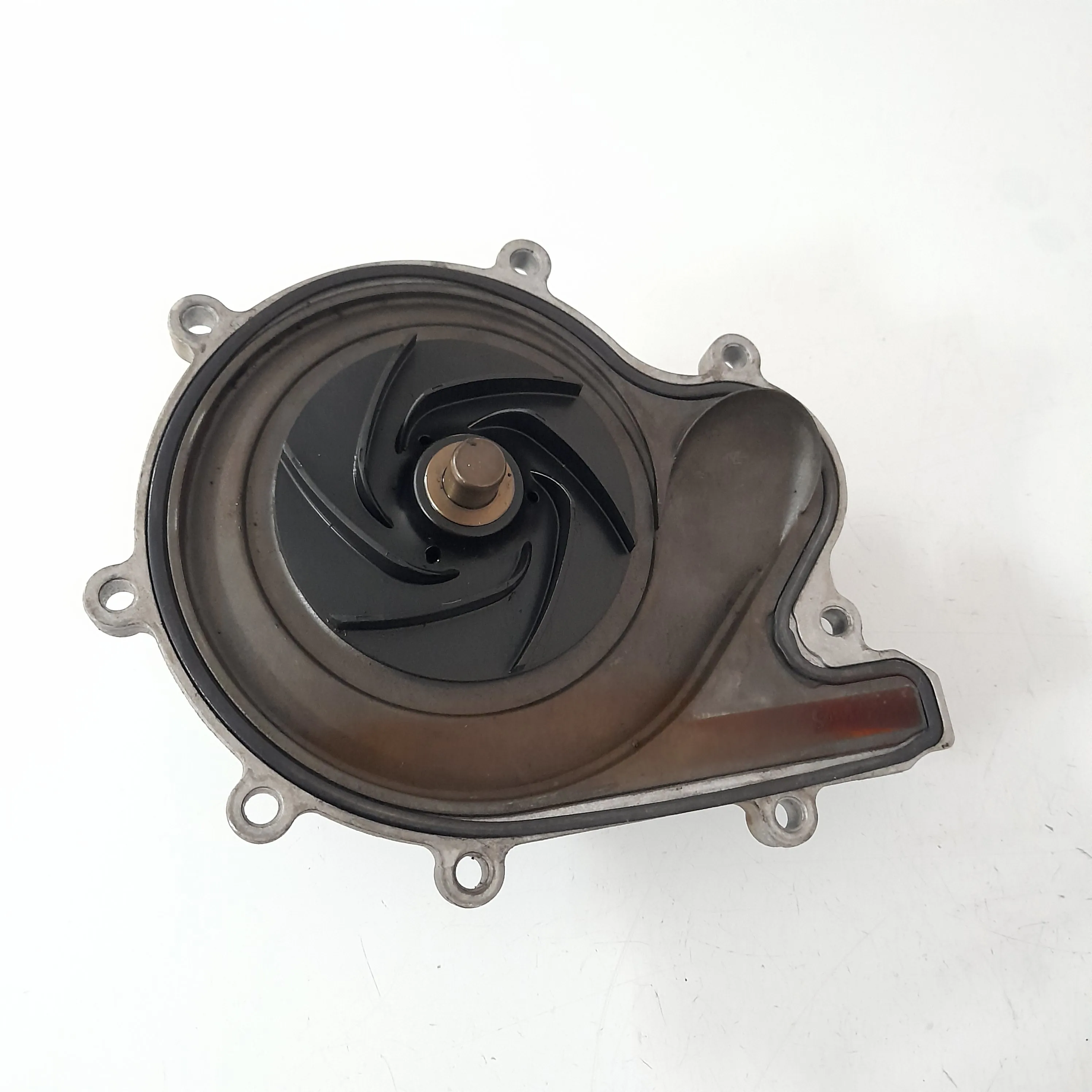 Bomba de água F4000 2.8 cummins 4x2 15 4cc