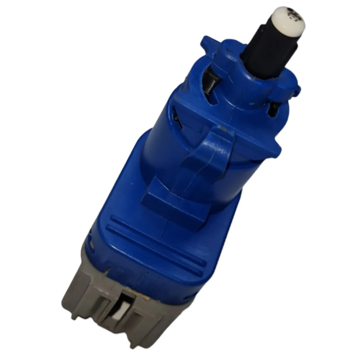 Sensor interuptor do freio F4000 2.8 cummins 4x2 2015