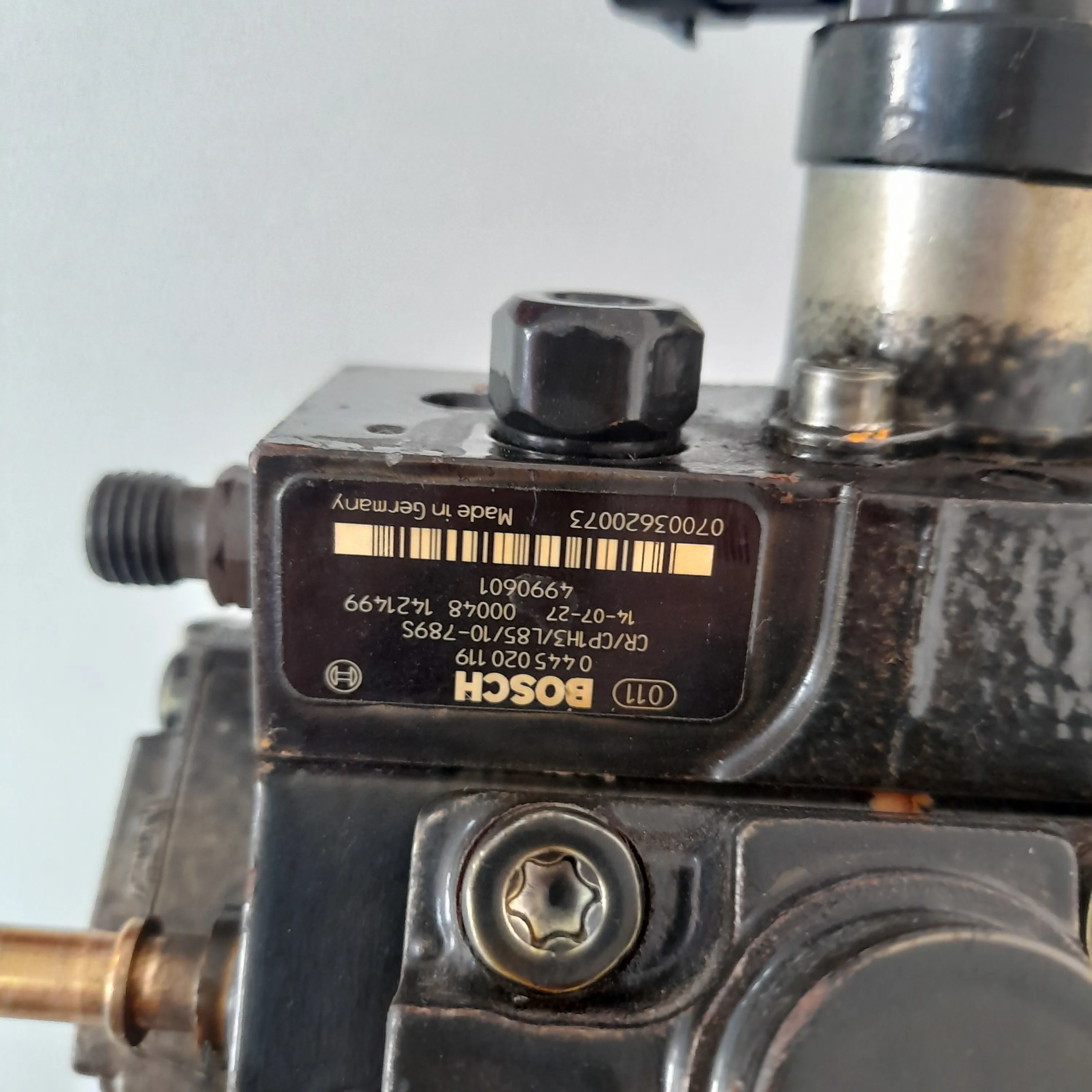 Bomba de alta pressão F4000 2.8 cummins 4x2 15 4cc