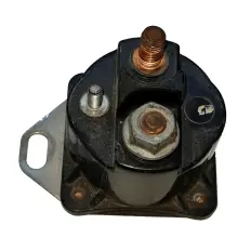 Relé auxiliar motor partida F4000 2.8 cummins 4x2 2015
