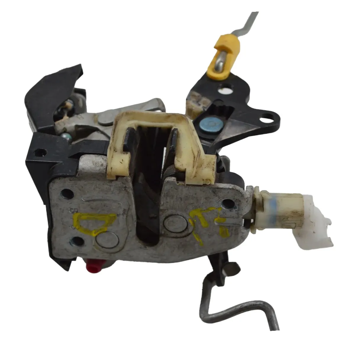 Fechadura porta dianteira esquerda F4000 2.8 cummins 2015