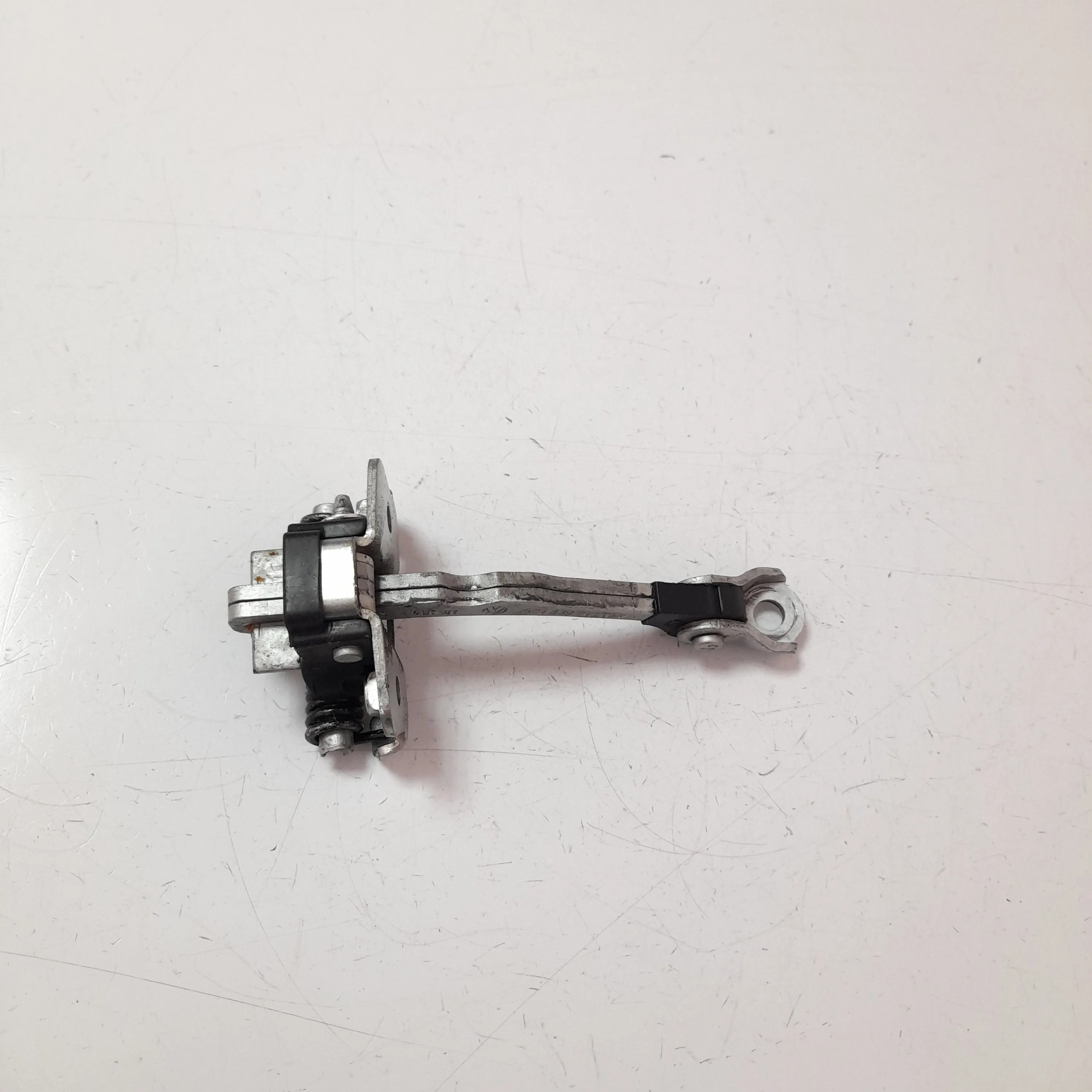 Limitador porta tras dir Do Vw fox 1.6 2022 flex