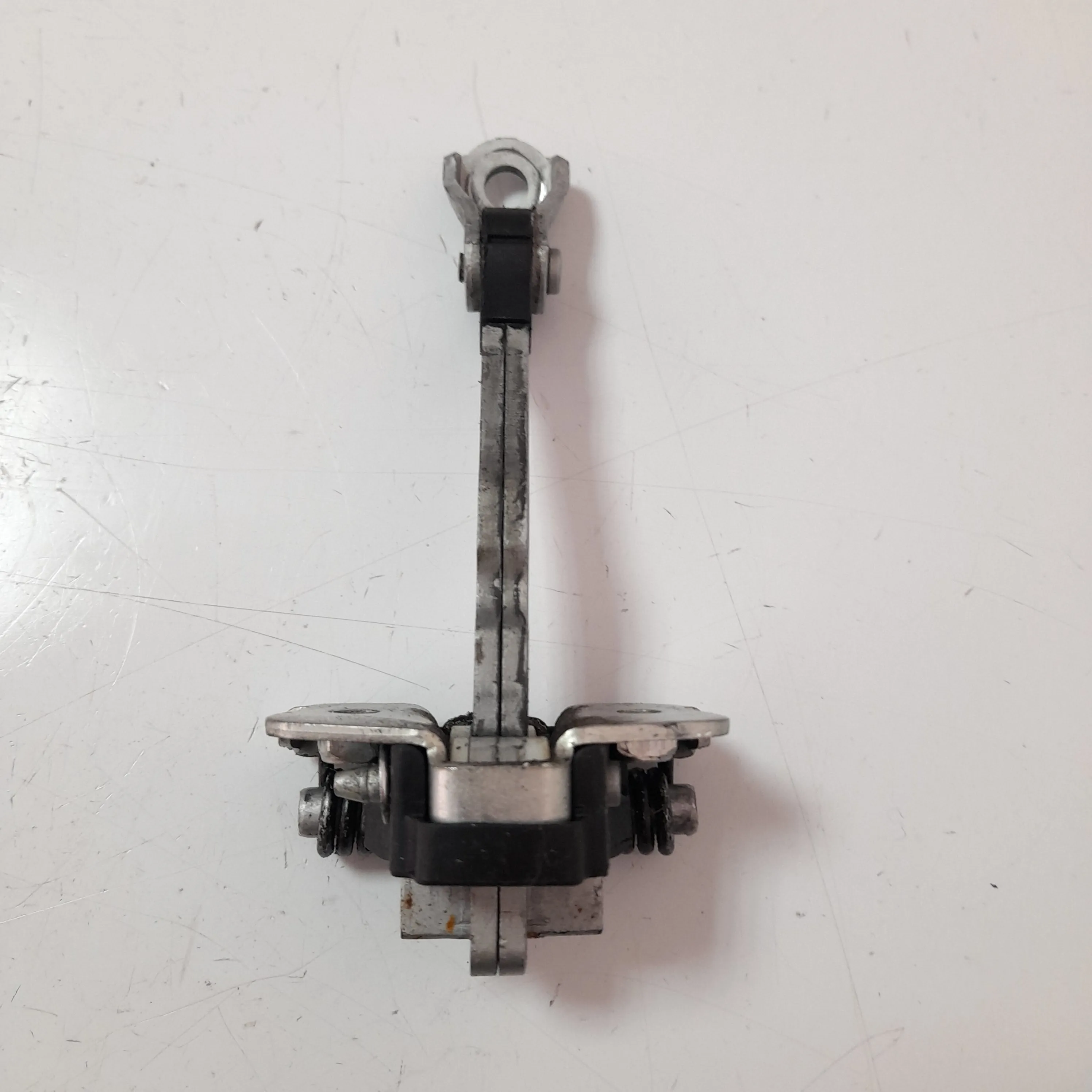 Limitador porta tras dir Do Vw fox 1.6 2022 flex