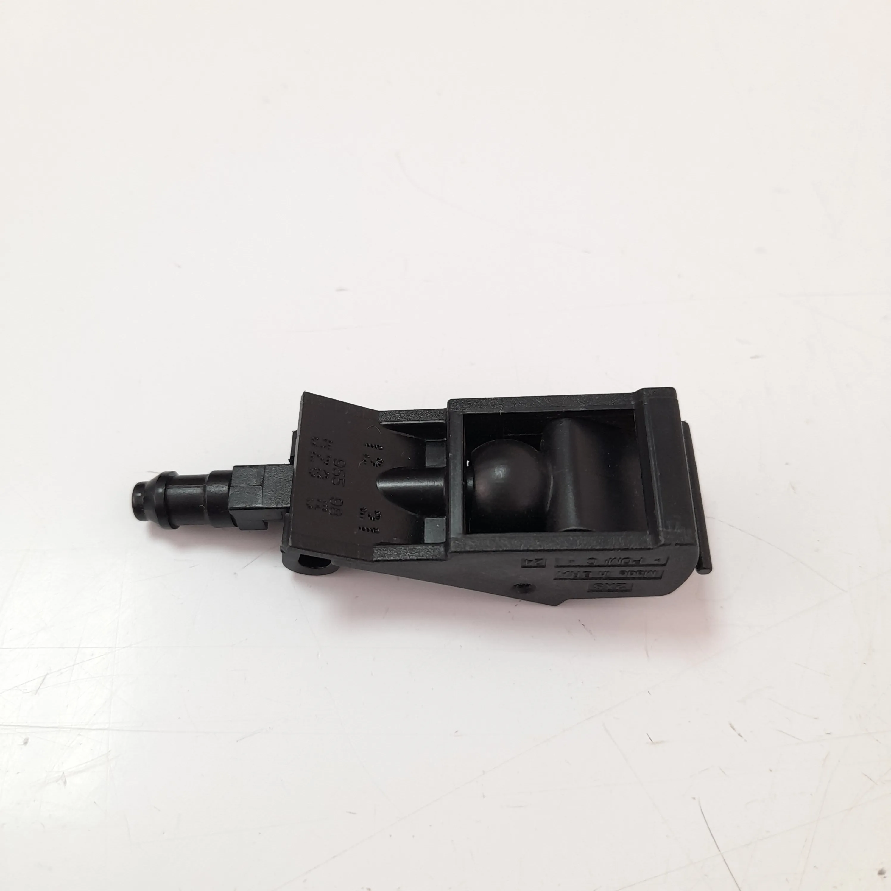 Esguicho de água do parabrisa Do Vw fox 1.6 2022 flex