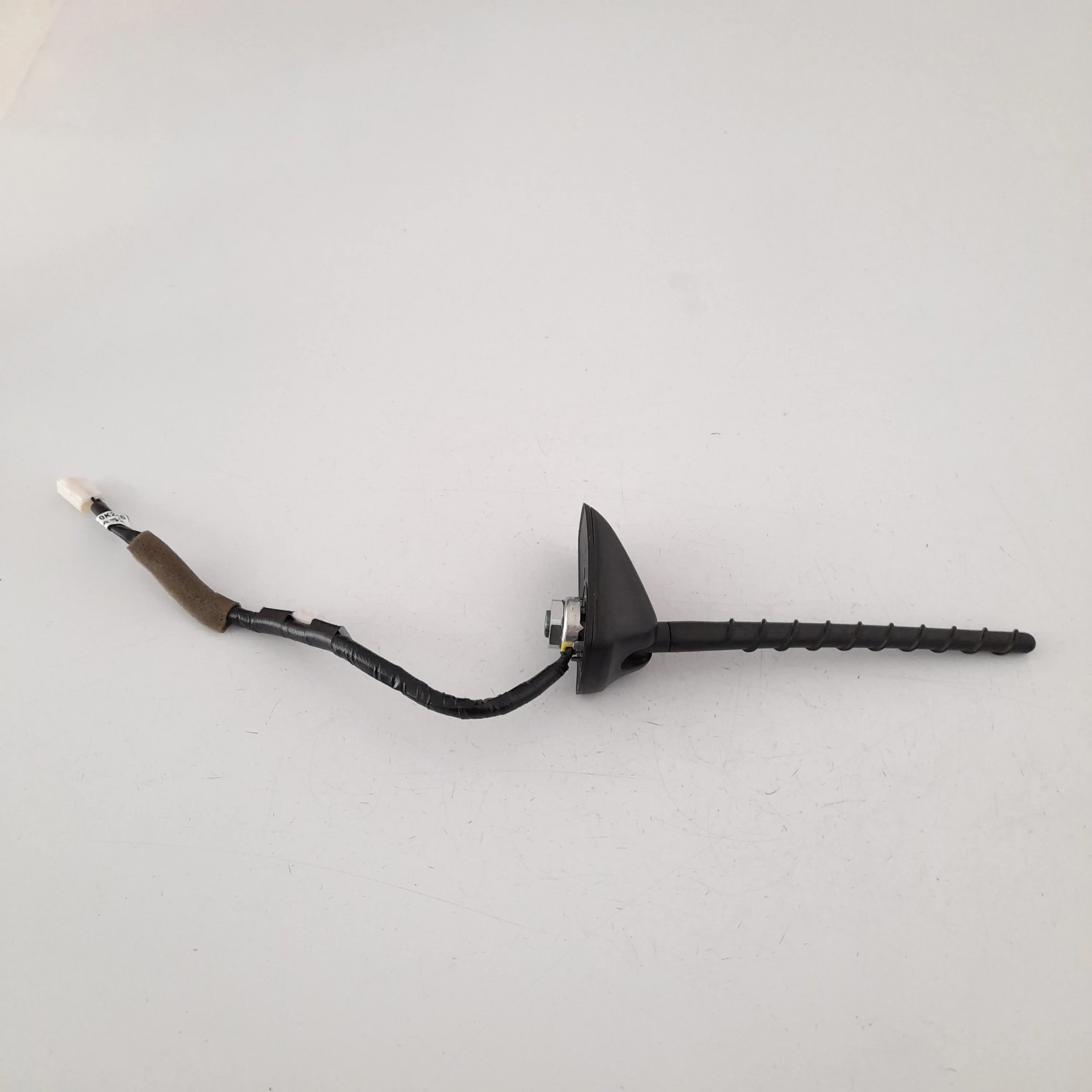 Antena com base do teto Hilux 2.8 4x4 CS 2018