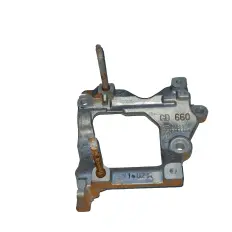 Suporte compressor ar condicionado Hilux 2.8 4x4 CS 2018