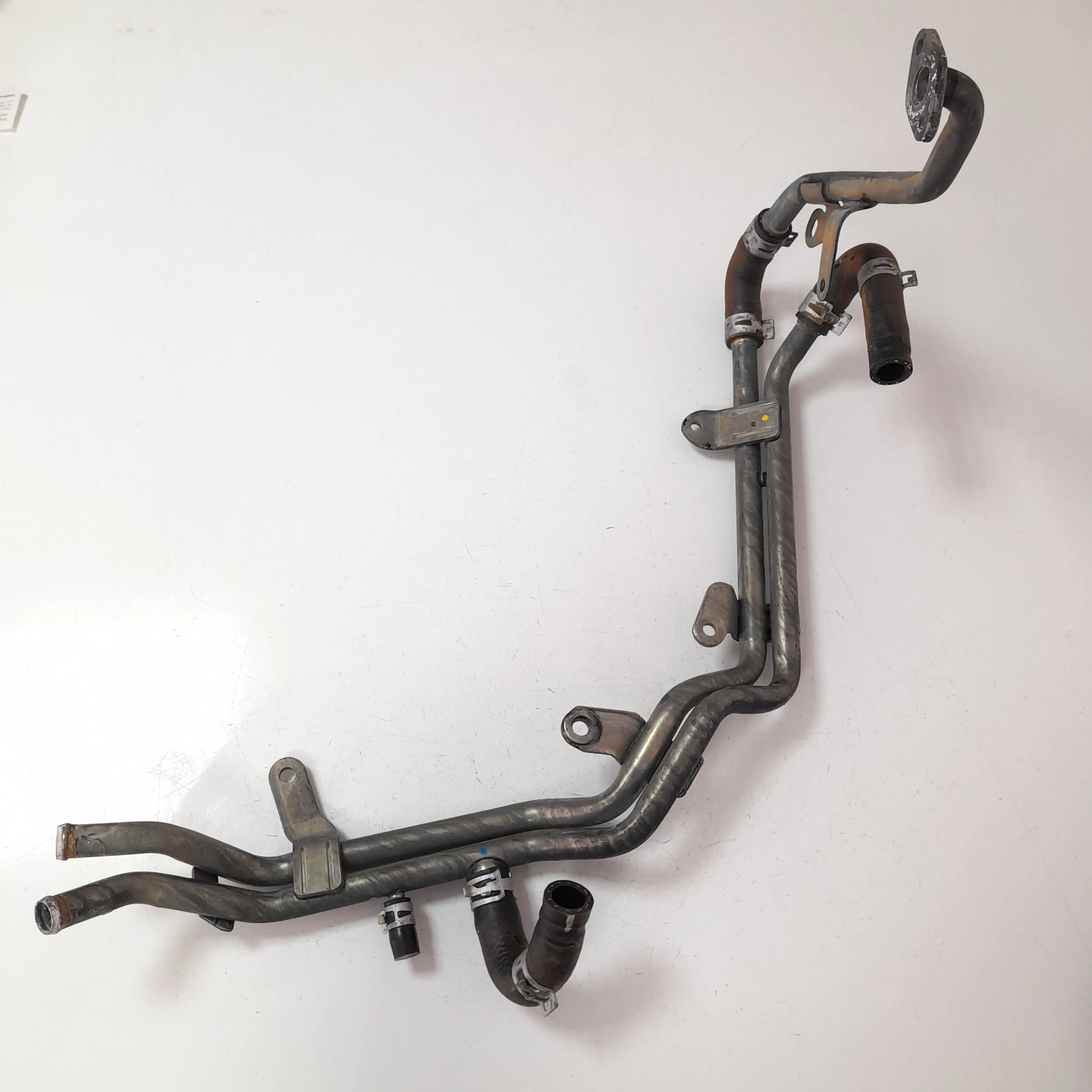Tubo saída de água do motor Hilux 2.8 4x4 CS 2018
