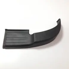 Acabamento parachoque tras dir Hilux 2.8 4x4 CS 2018
