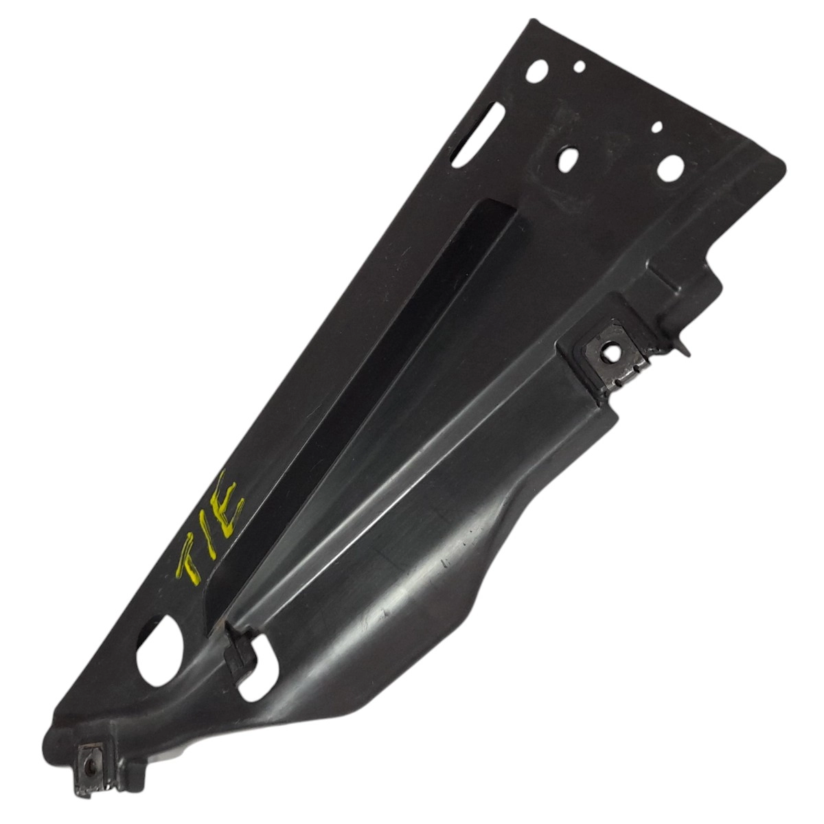 Suporte Guia Parachoque Tras Esq Hilux sw4 2020 2.8 aut