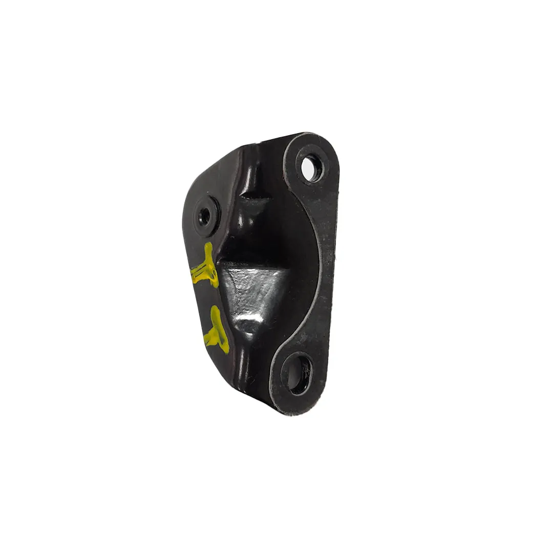 Suporte amortecedor esq tampa tras Hilux sw4 2020 2.8 aut