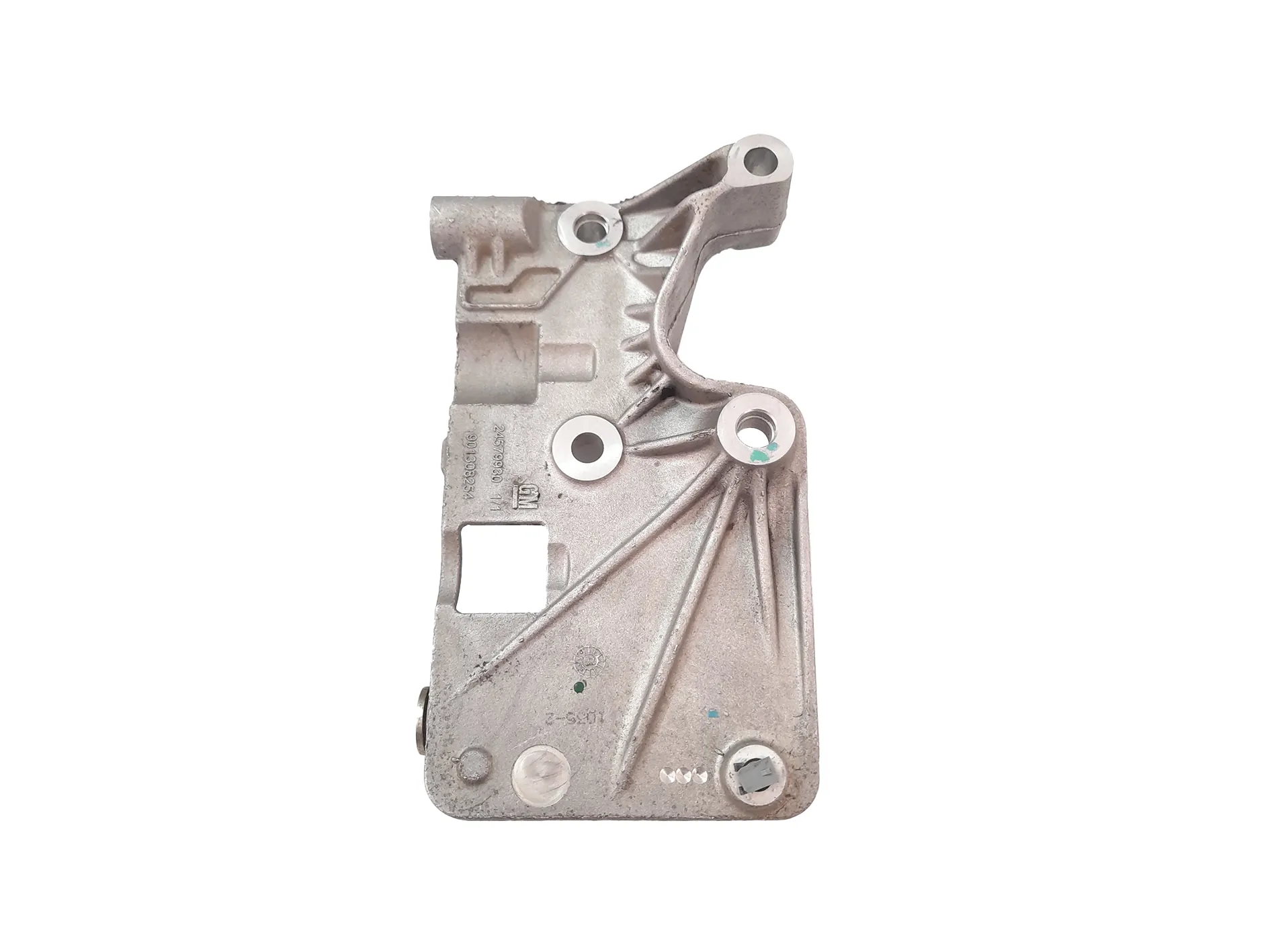 Suporte do alternador Trailblazer S10 2.8 ltz 2015