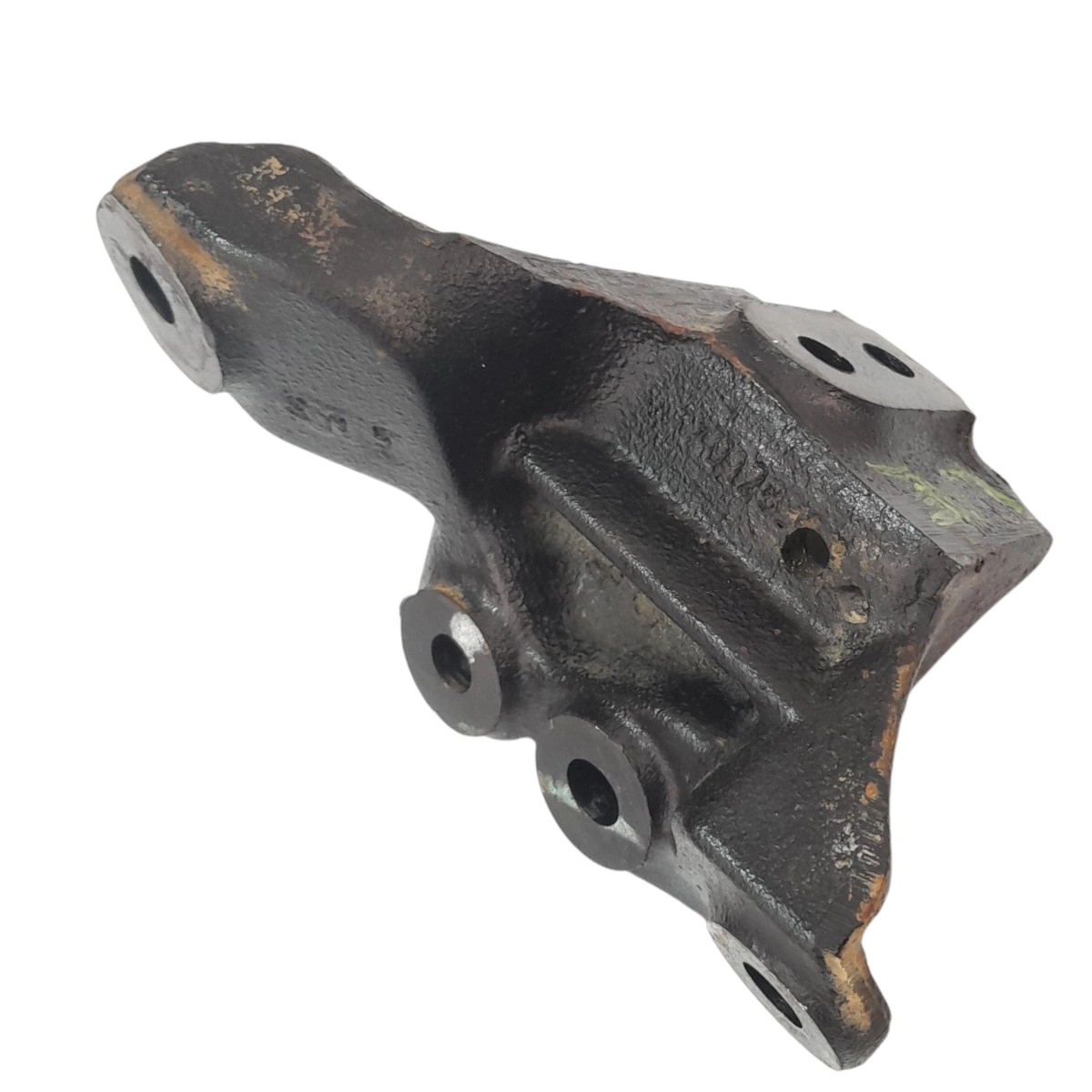 Suporte do coxim esq do motor Trailblazer 2.8 ltz 2015