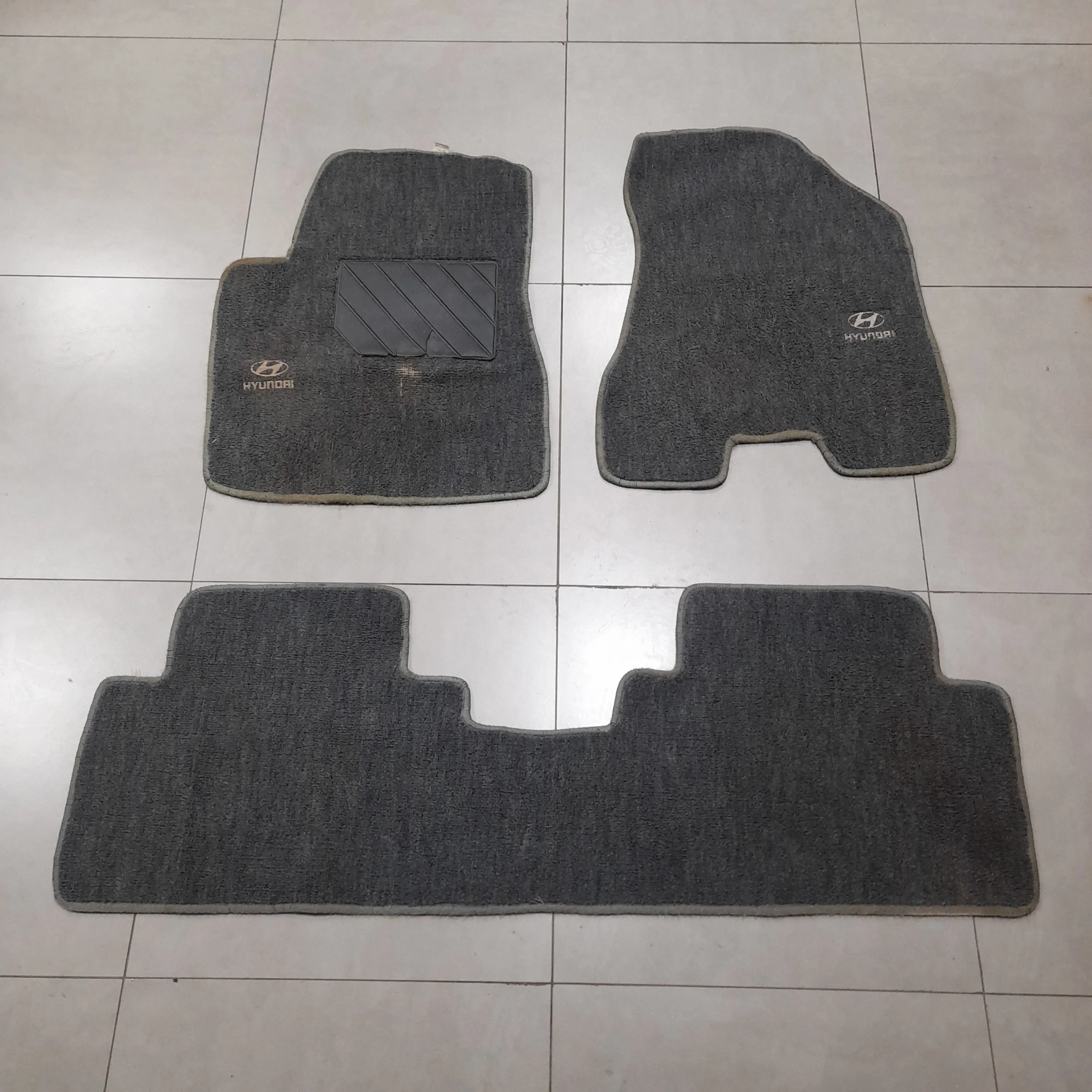 Conjunto de tapete Tucson 2.0 Aut 2010