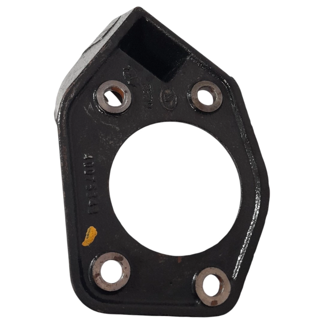 Suporte do Diferencial Dianteiro Direito Trailblazer 2.8 Aut 2013