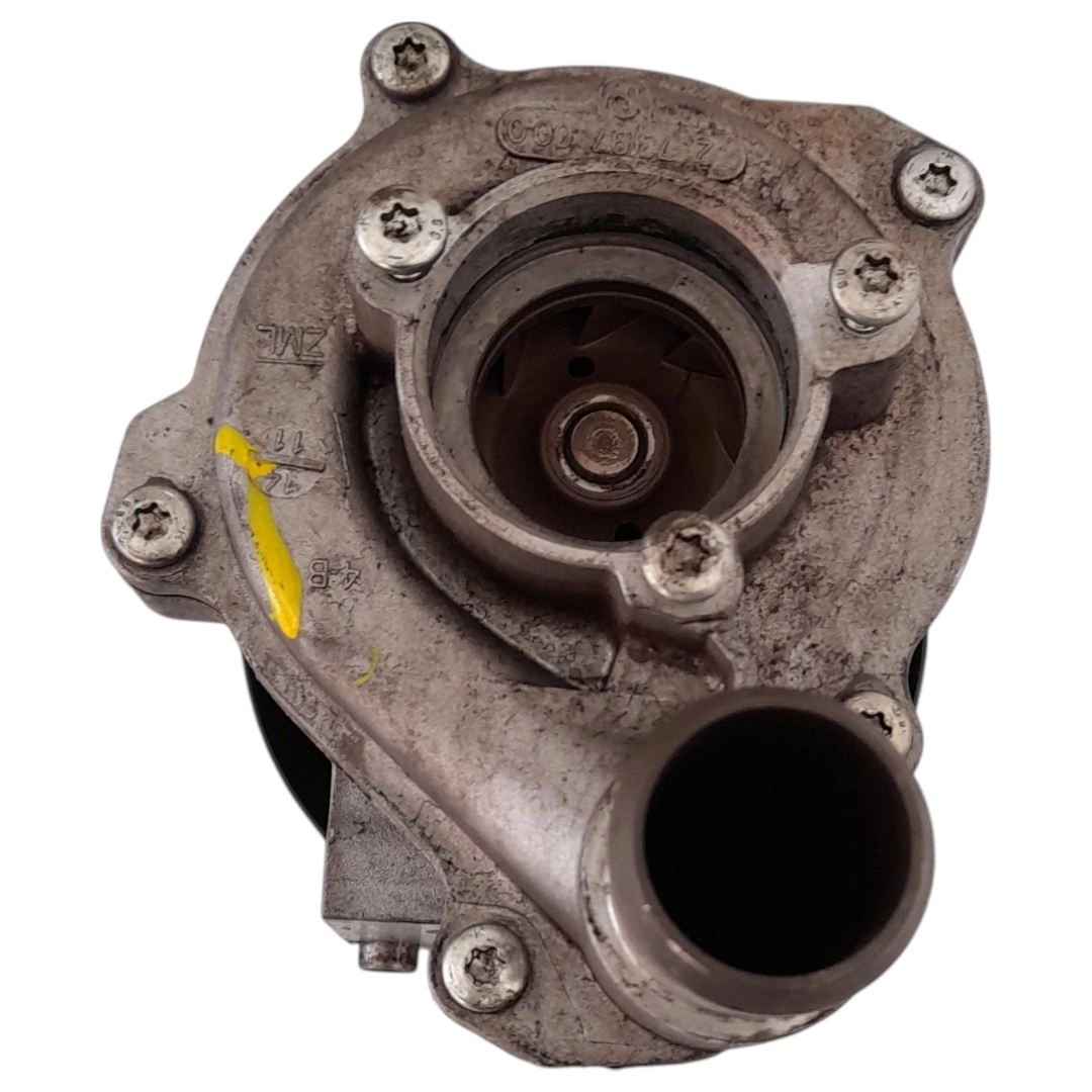 Bomba de água Ford Transit 2.4 2011