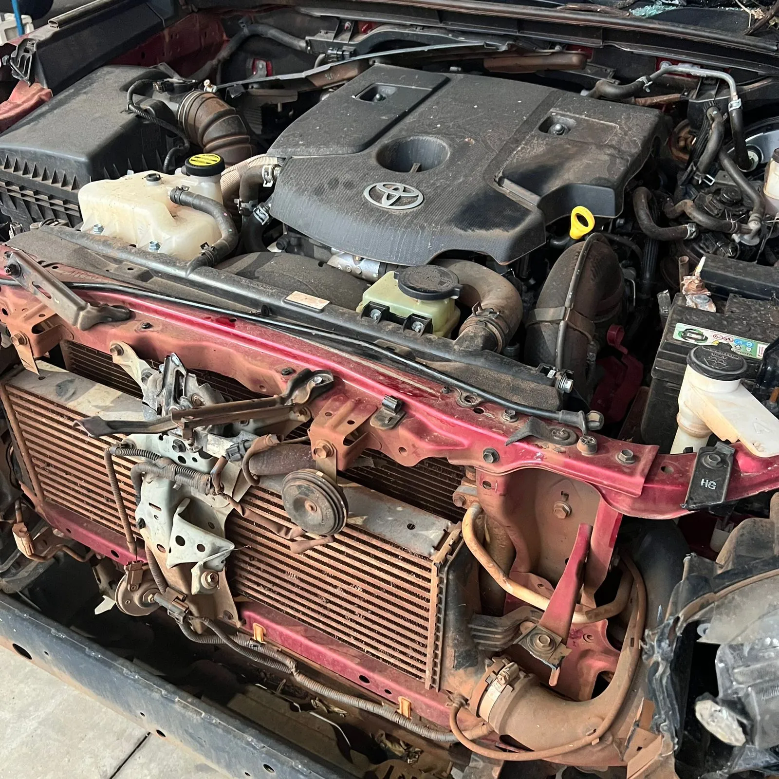 Sucata de Toyota Hilux 2.8 4x4 2017 SRX 177cv