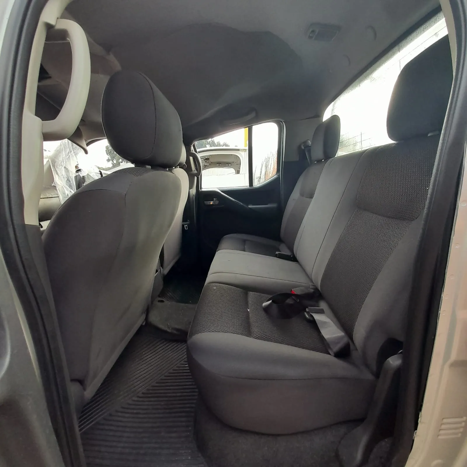 Sucata de Nissan Frontier 2.5 163cv 4x2 2013/14 diesel