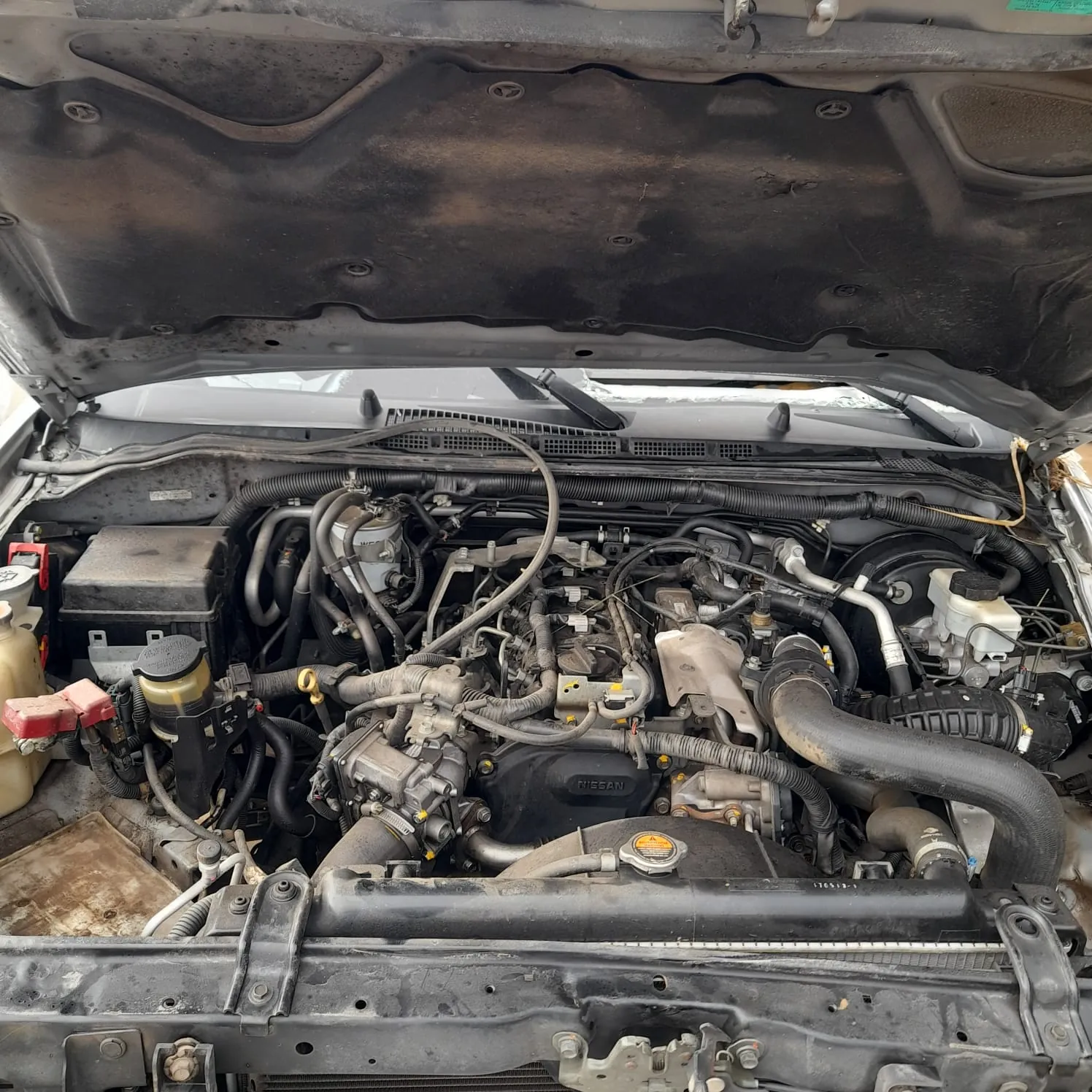 Sucata de Nissan Frontier 2.5 163cv 4x2 2013/14 diesel