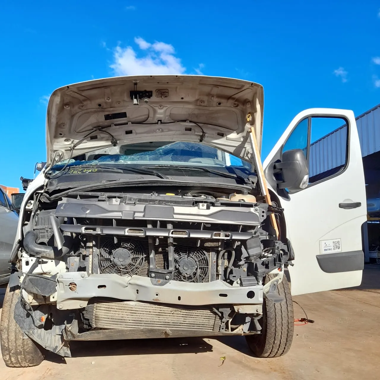 Sucata de Renault Master 2.3 Teto Alto 130cv 2015/16