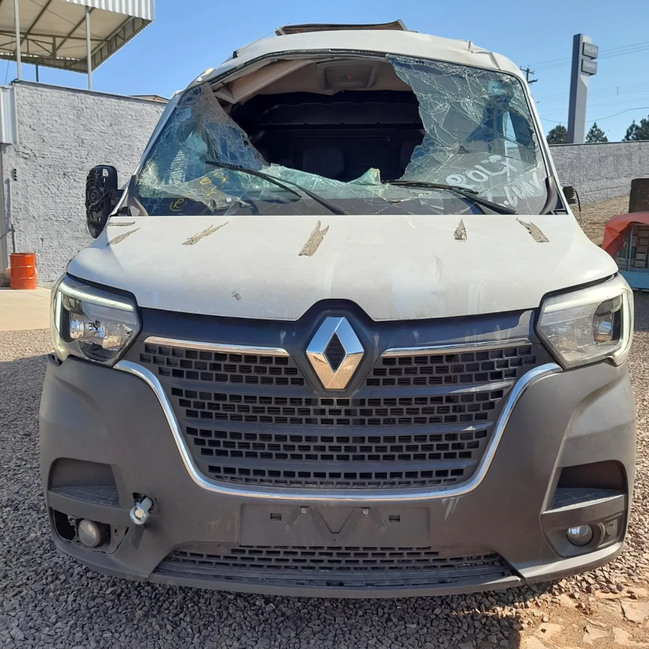 Sucata de Renault Master Furgão 2024 136cv 2.3 Diesel