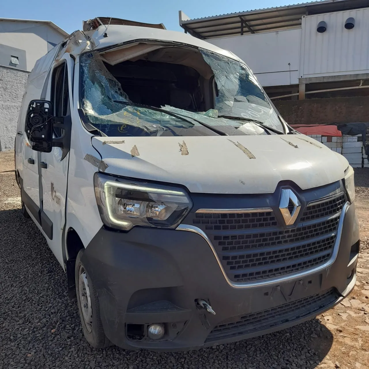 Sucata de Renault Master Furgão 2024 136cv 2.3 Diesel