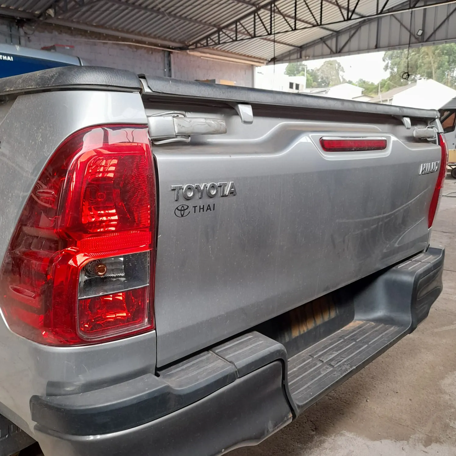 Sucata de Hilux CS Manual 2023 204cv 2.8 Diesel